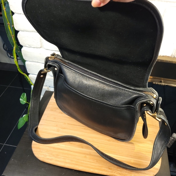 Coach Classic Patricia Leather 9951 Legacy Saddle Bag - Picture 3 of 16